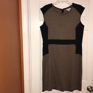 Women’s houndstooth dress
